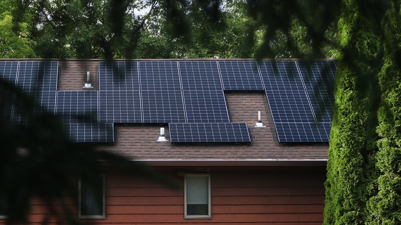 How Does Weather Affect Solar Panels?